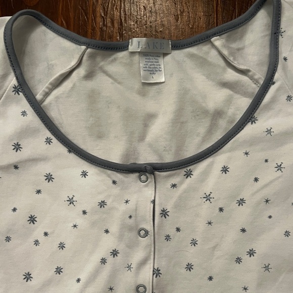 LAKE Pajama Top Star Print Grey/Blue Stars and Trim Snap Front 100% Pima Cotton - Picture 3 of 4